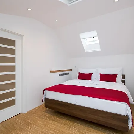 To Live Apartamento Praga